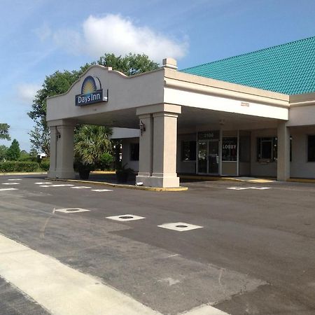 Days Inn Panama City 23Rd Street Экстерьер фото
